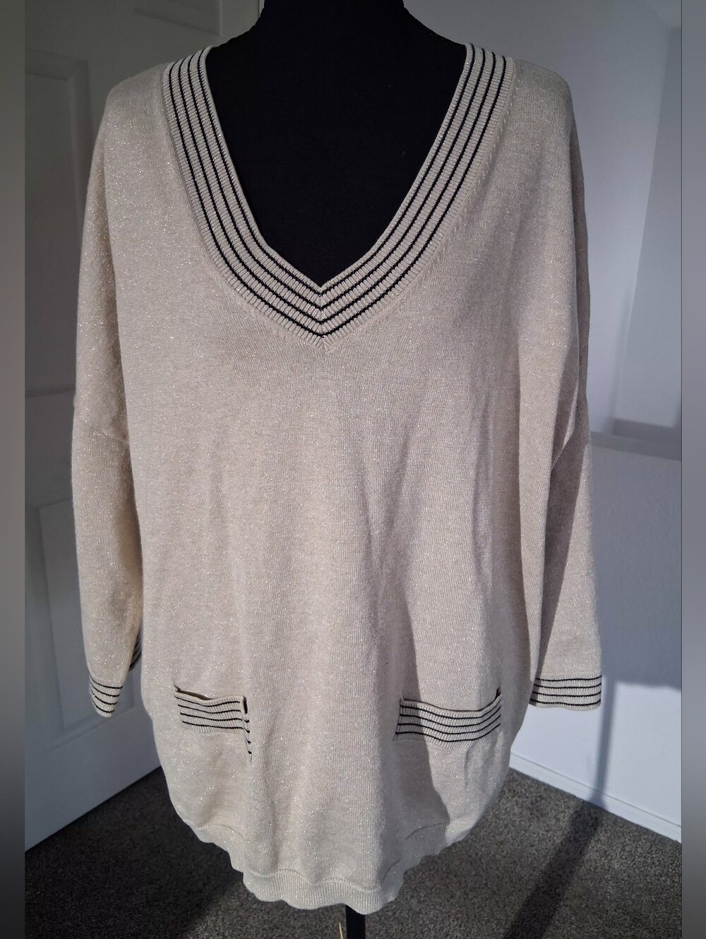NWOT-Women's Gold V-Neck Metallic Knit Sweater with Stripe Trim